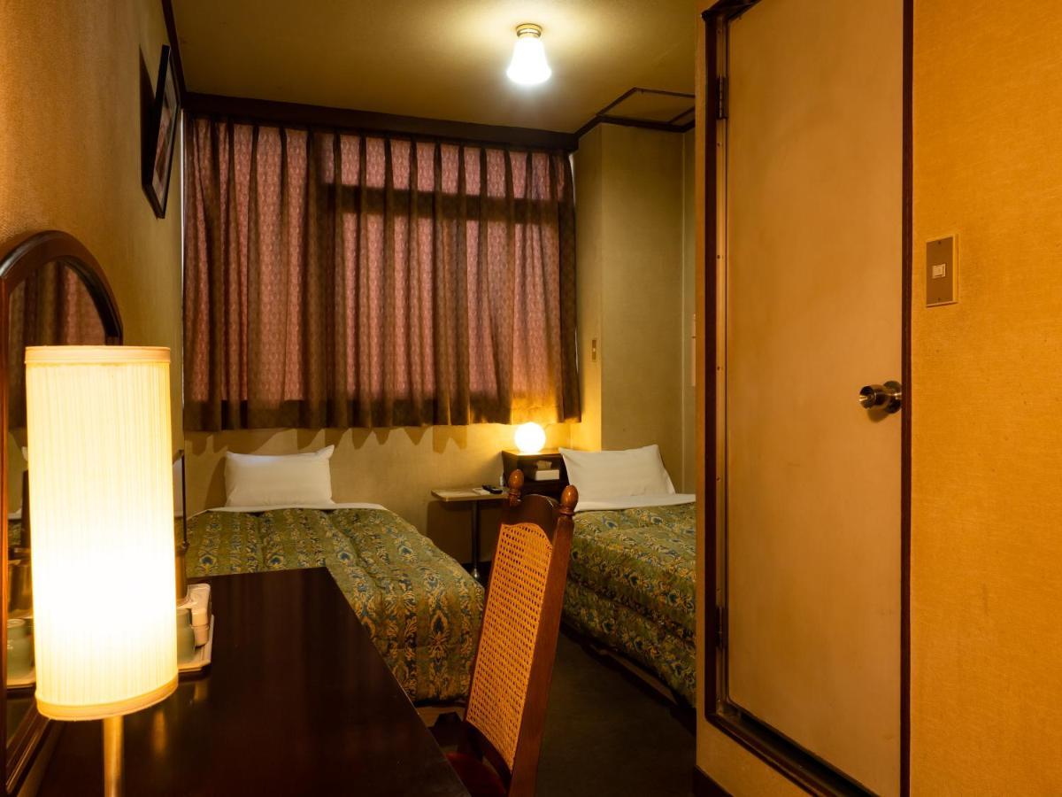 Business Hotel Nakayama Nagoya Bagian luar foto