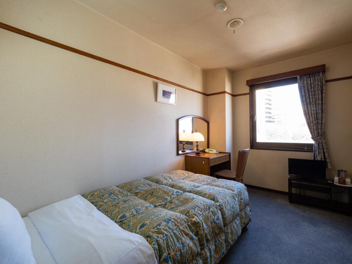 Business Hotel Nakayama Nagoya Bagian luar foto